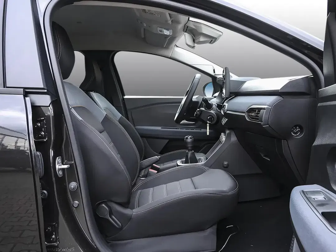 Dacia Sandero - Thumbnail 4