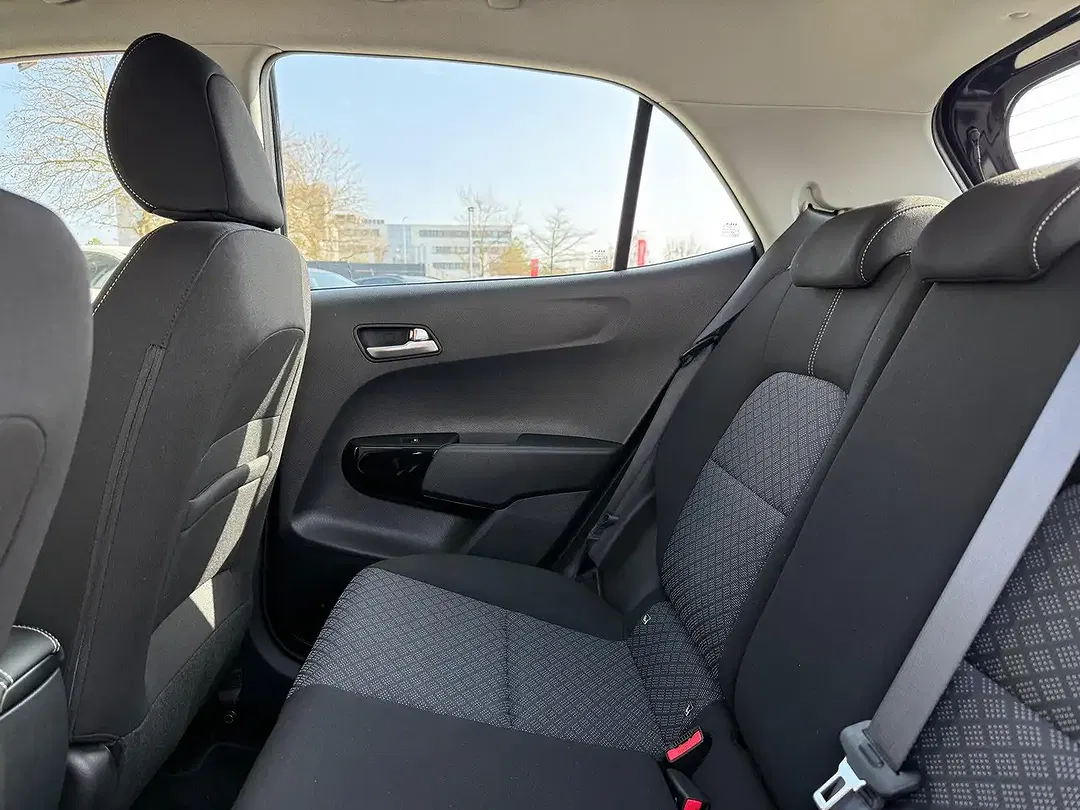 Kia Picanto - Thumbnail 10