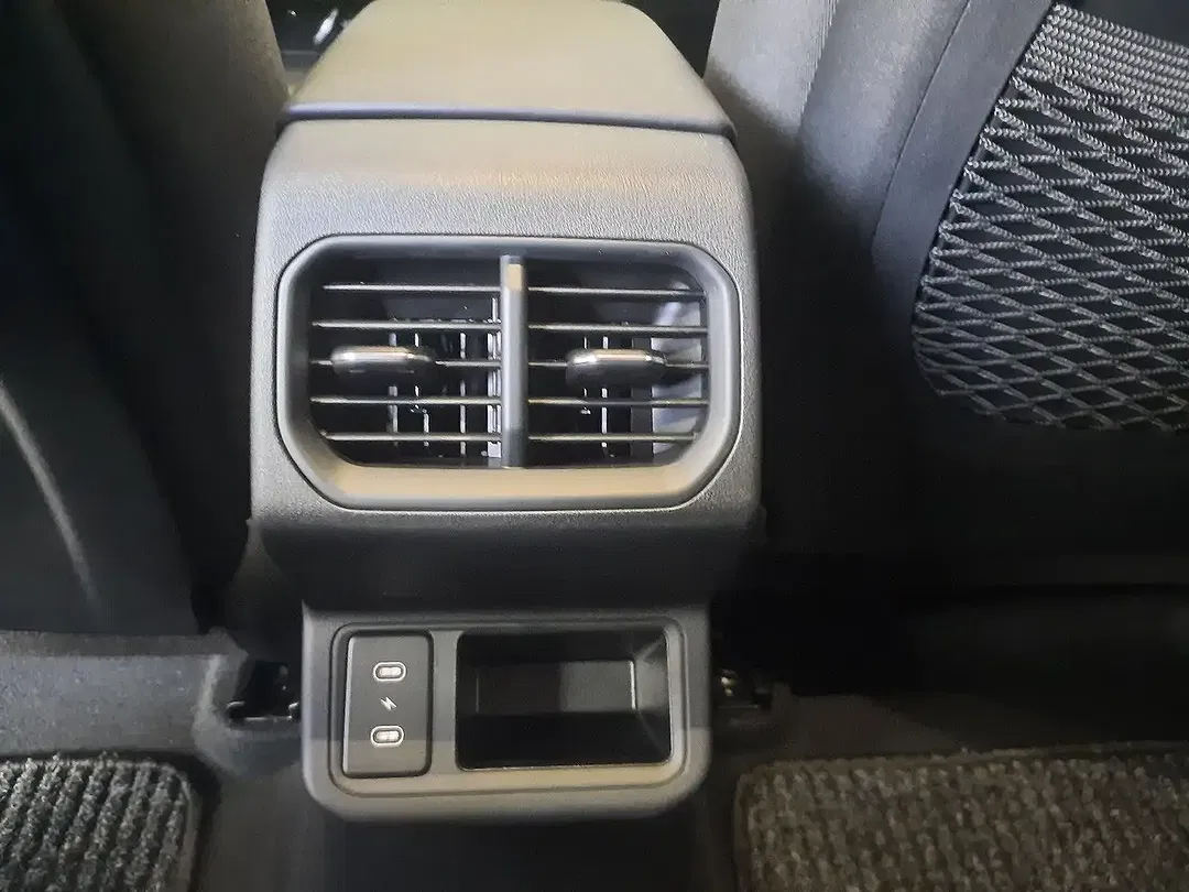 Kia K4 - Thumbnail 12