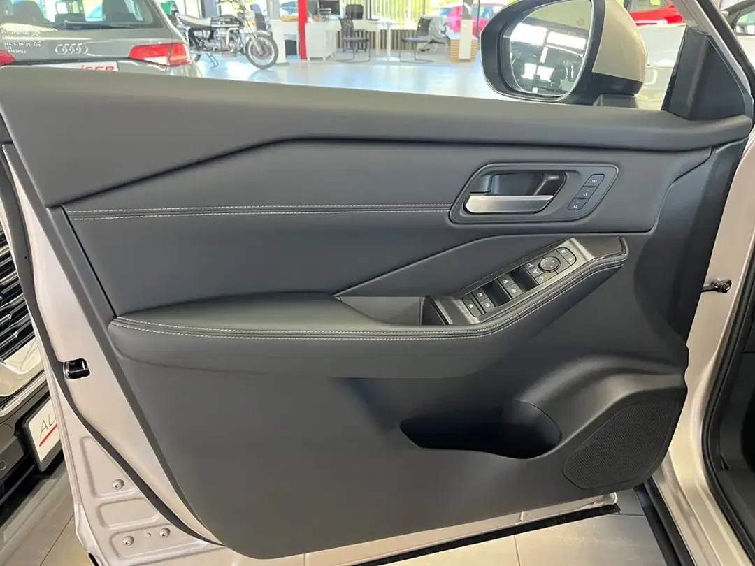 Nissan X-Trail - Thumbnail 8