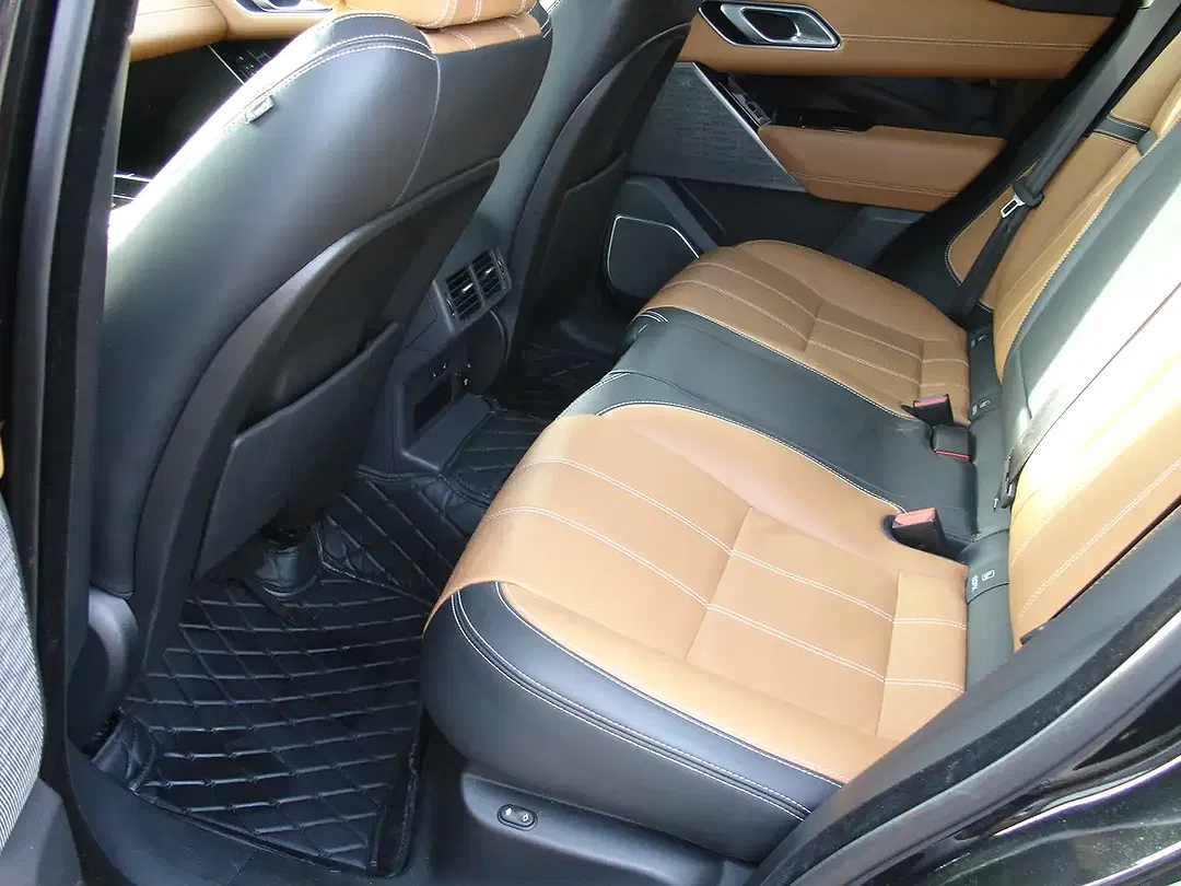 Land Rover Range Rover Velar - Thumbnail 13