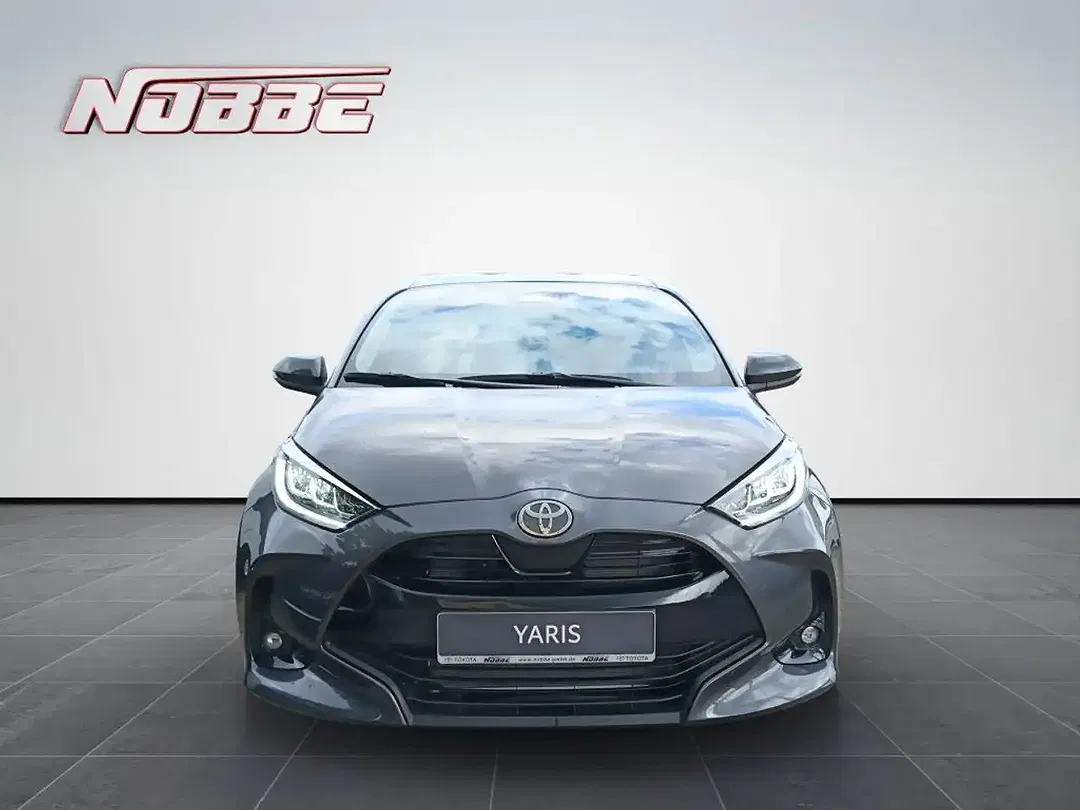 Toyota Yaris - Thumbnail 8