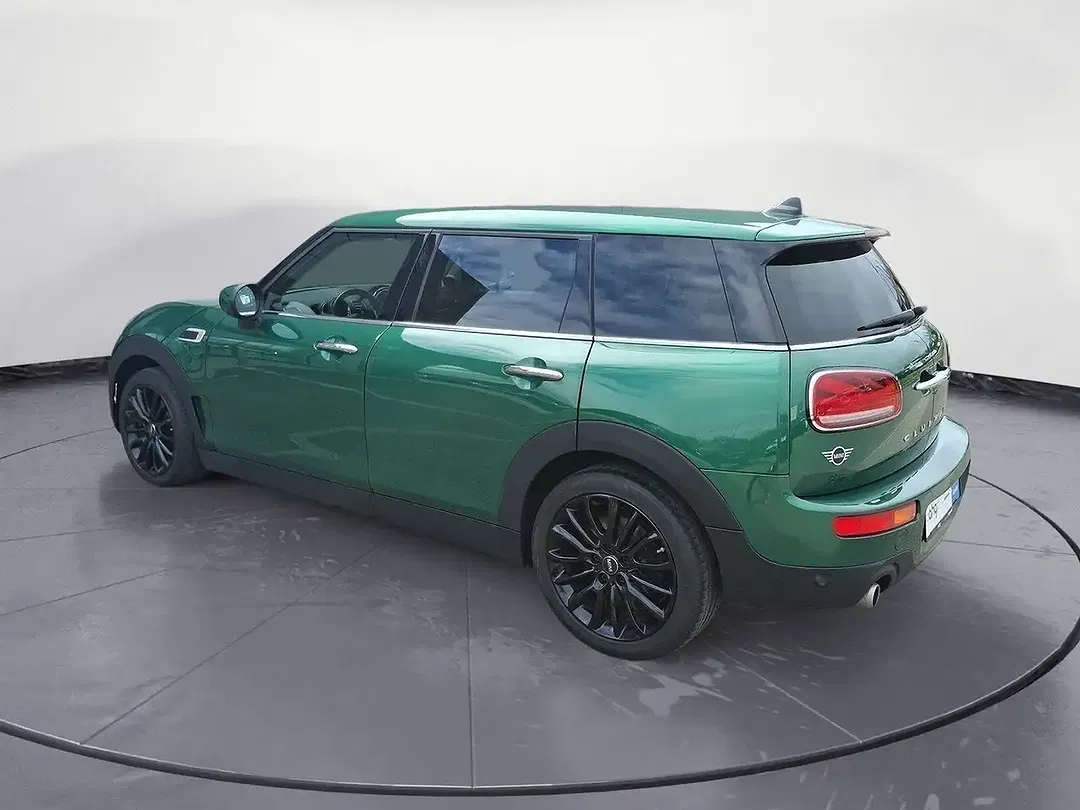 MINI Cooper Clubman - Thumbnail 4