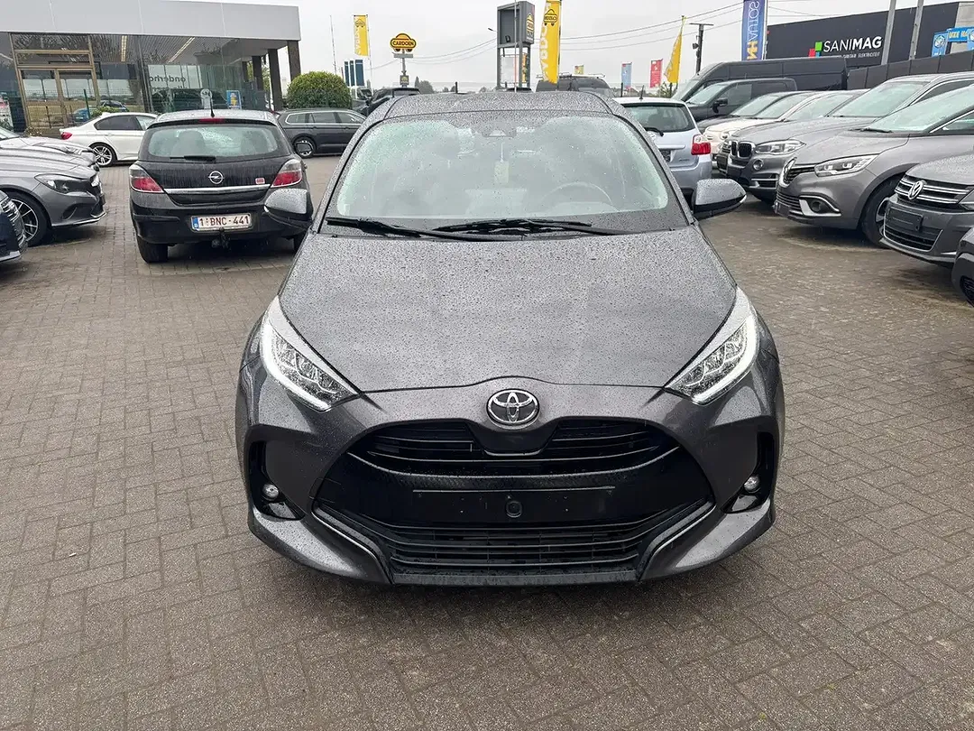 Toyota Yaris - Thumbnail 2