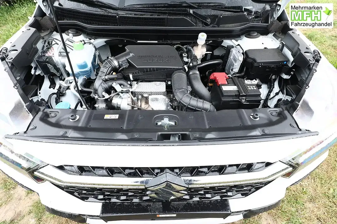 Suzuki S-Cross - Thumbnail 11