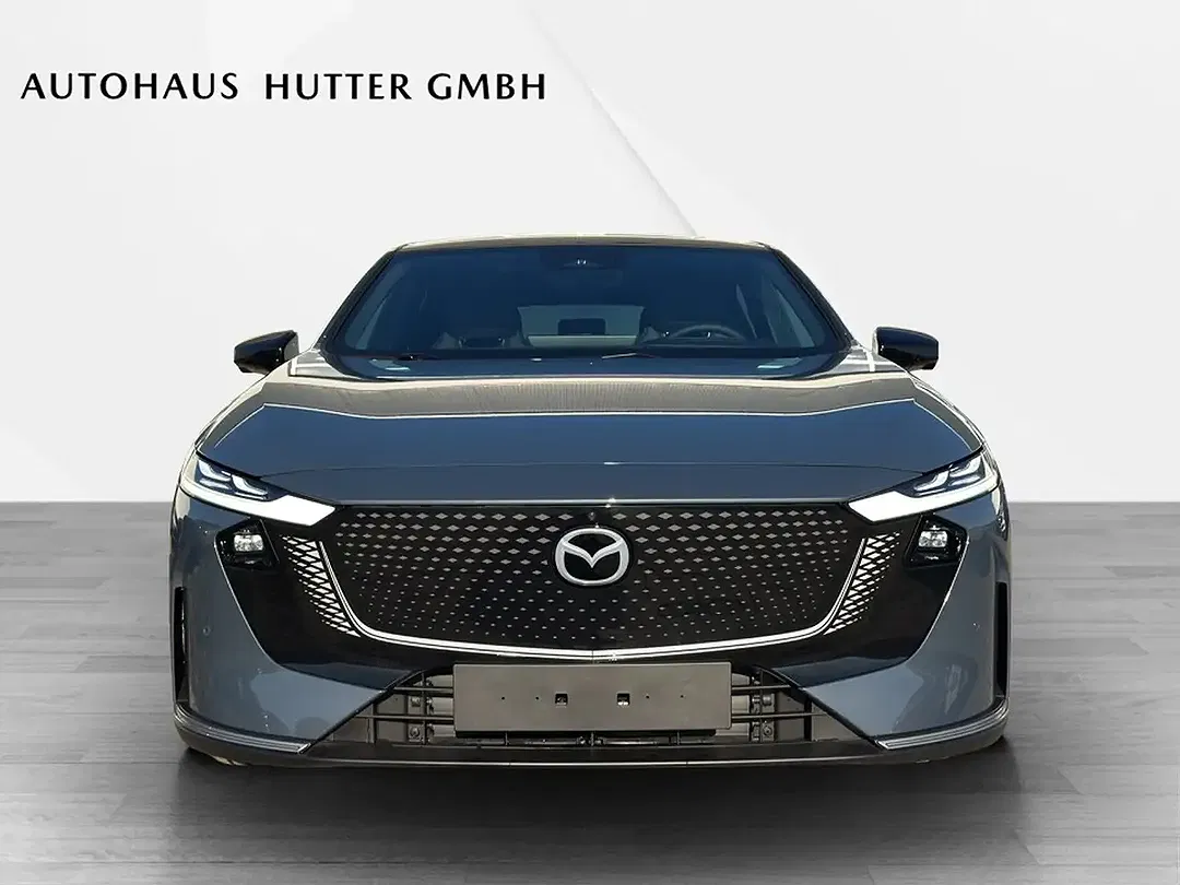 Mazda 6e - Thumbnail 1