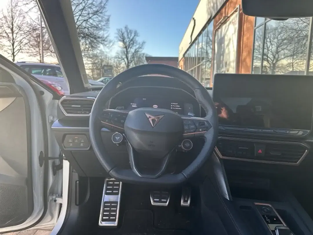 CUPRA Leon - Thumbnail 11