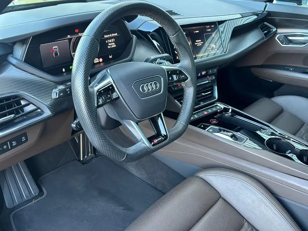 Audi RS e-tron GT - Thumbnail 10