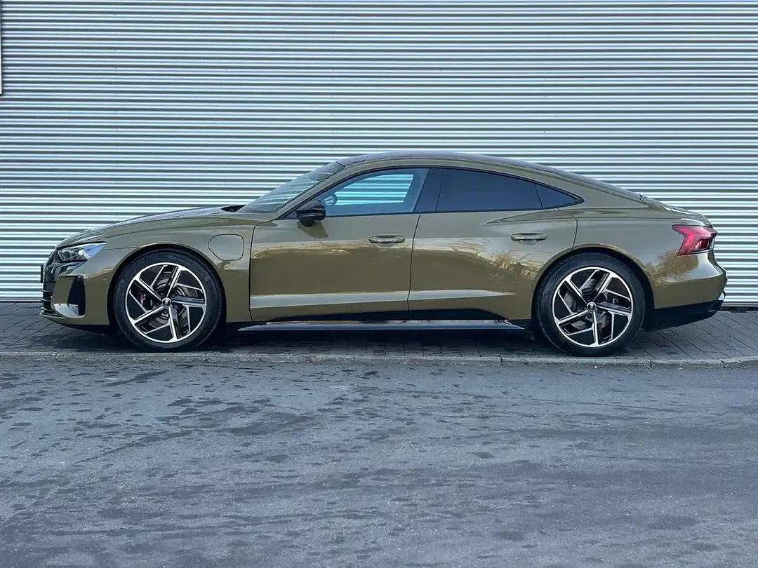 Audi RS e-tron GT - Thumbnail 3