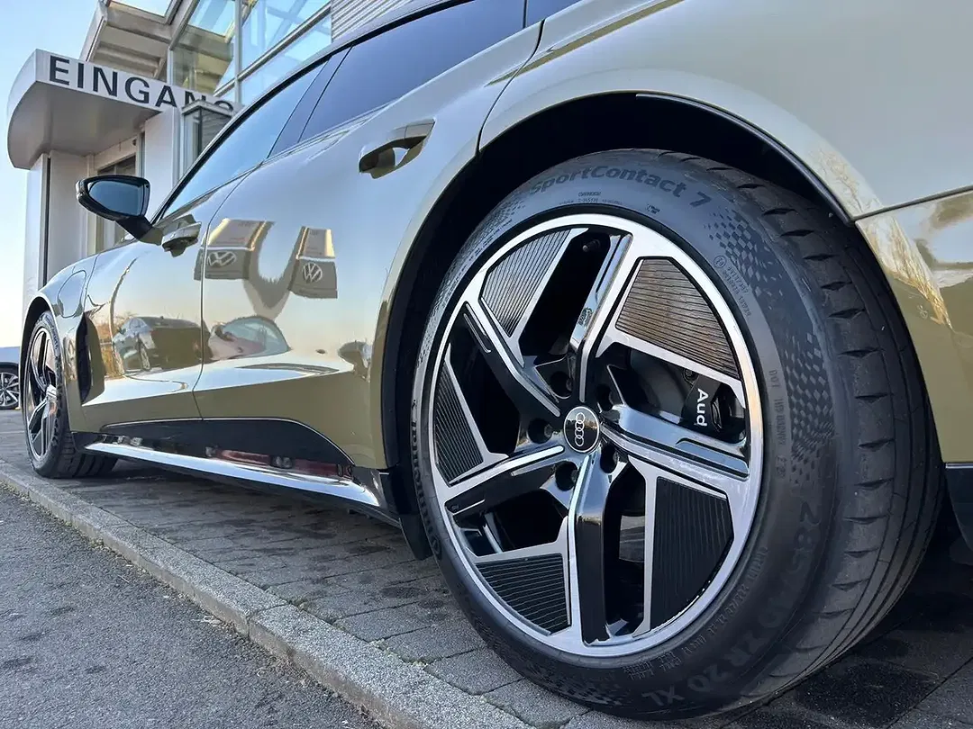 Audi RS e-tron GT - Thumbnail 7