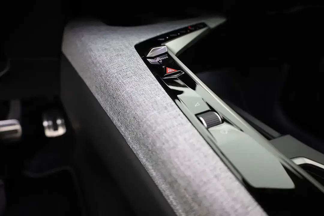 Peugeot 3008 - Thumbnail 13