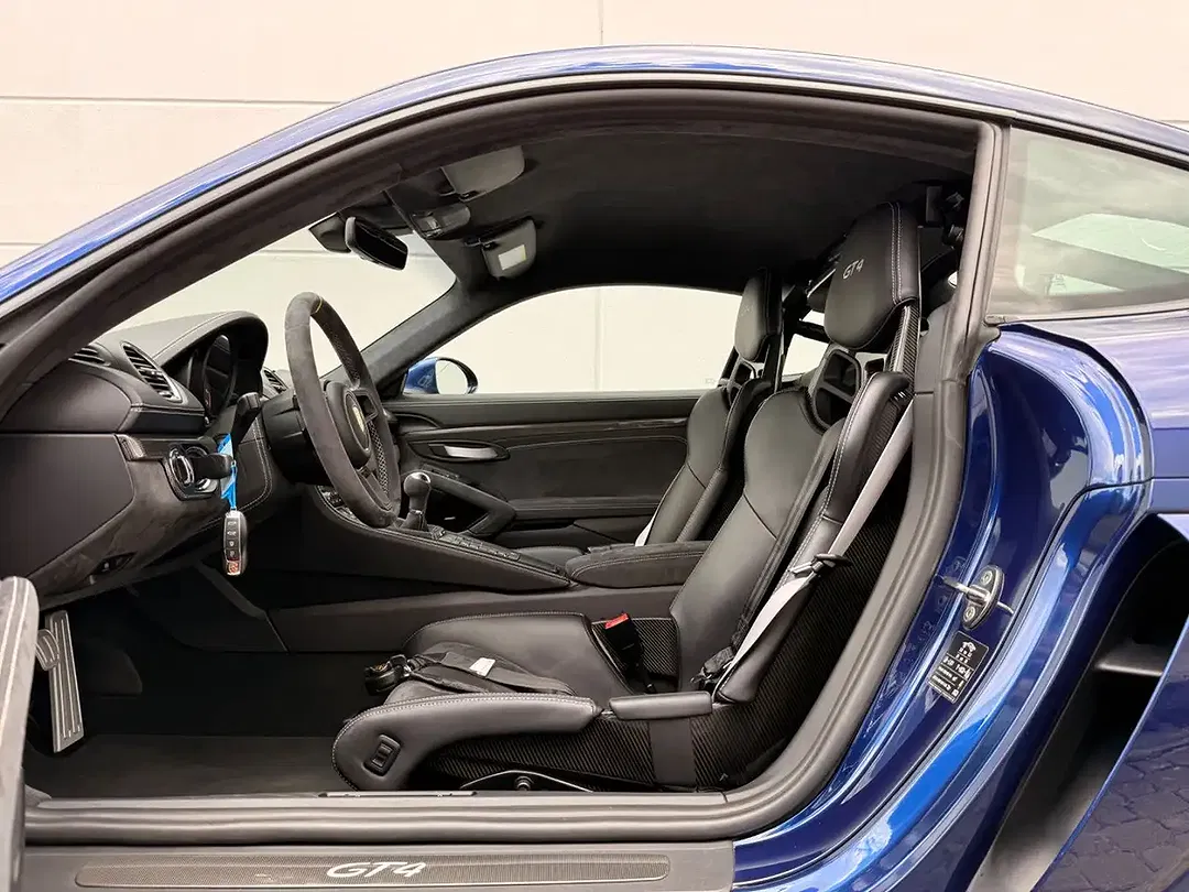 Porsche Cayman - Thumbnail 26
