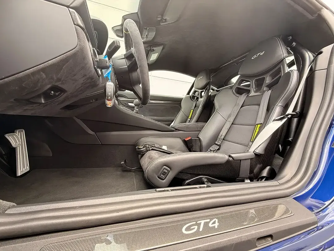 Porsche Cayman - Thumbnail 29