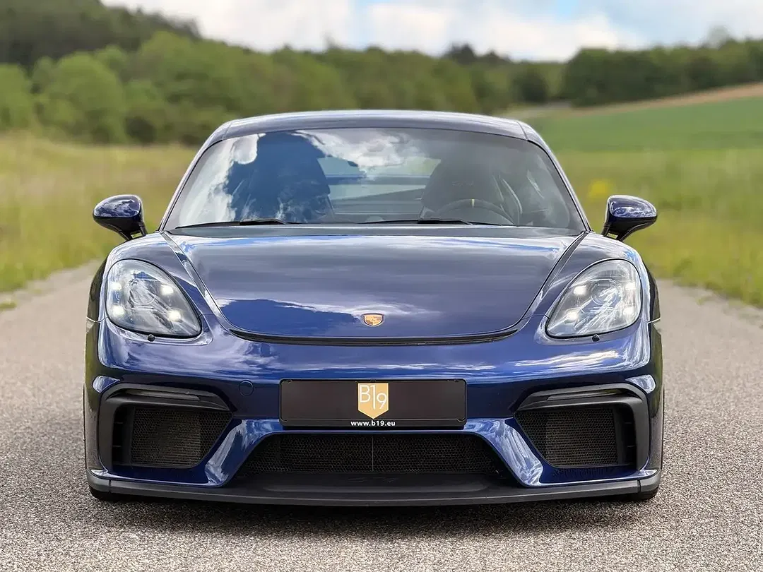 Porsche Cayman - Thumbnail 3