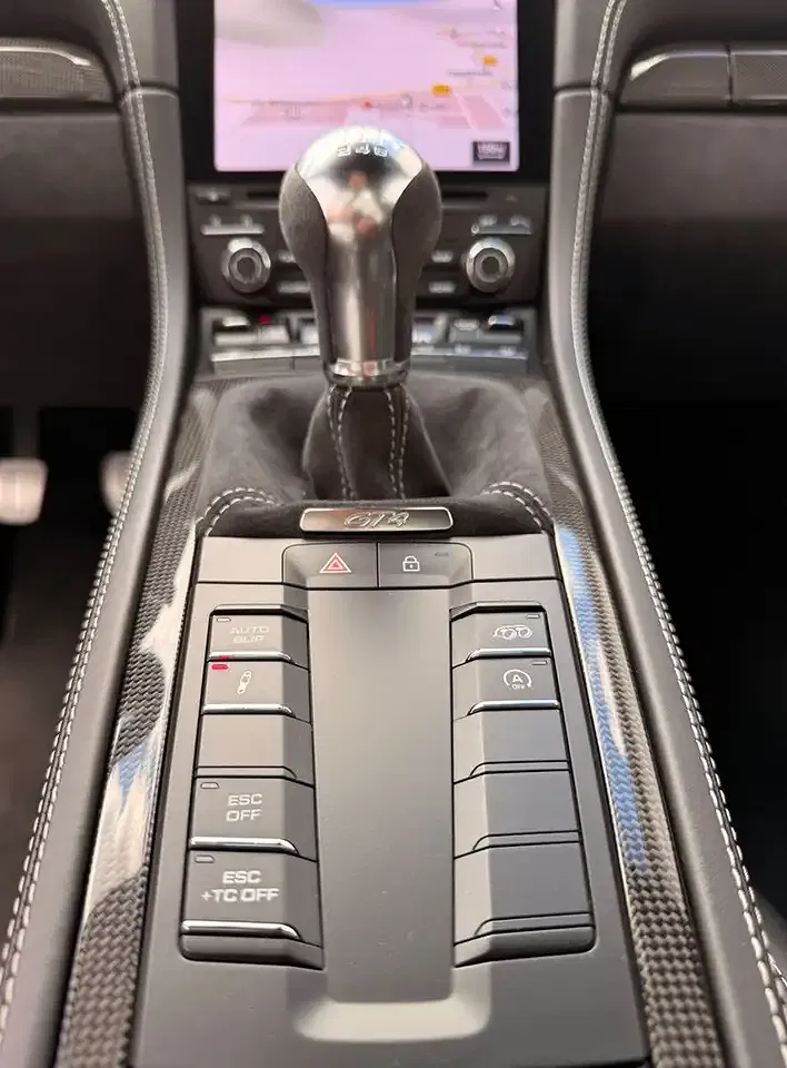 Porsche Cayman - Thumbnail 37