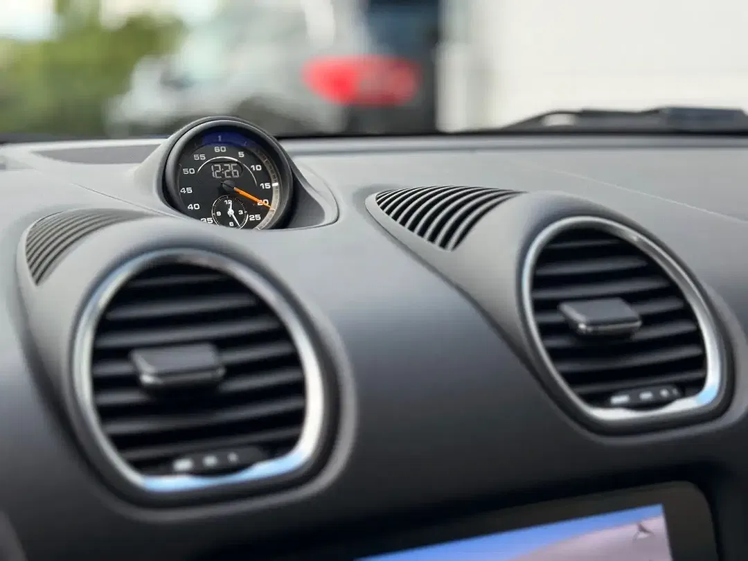 Porsche Cayman - Thumbnail 38