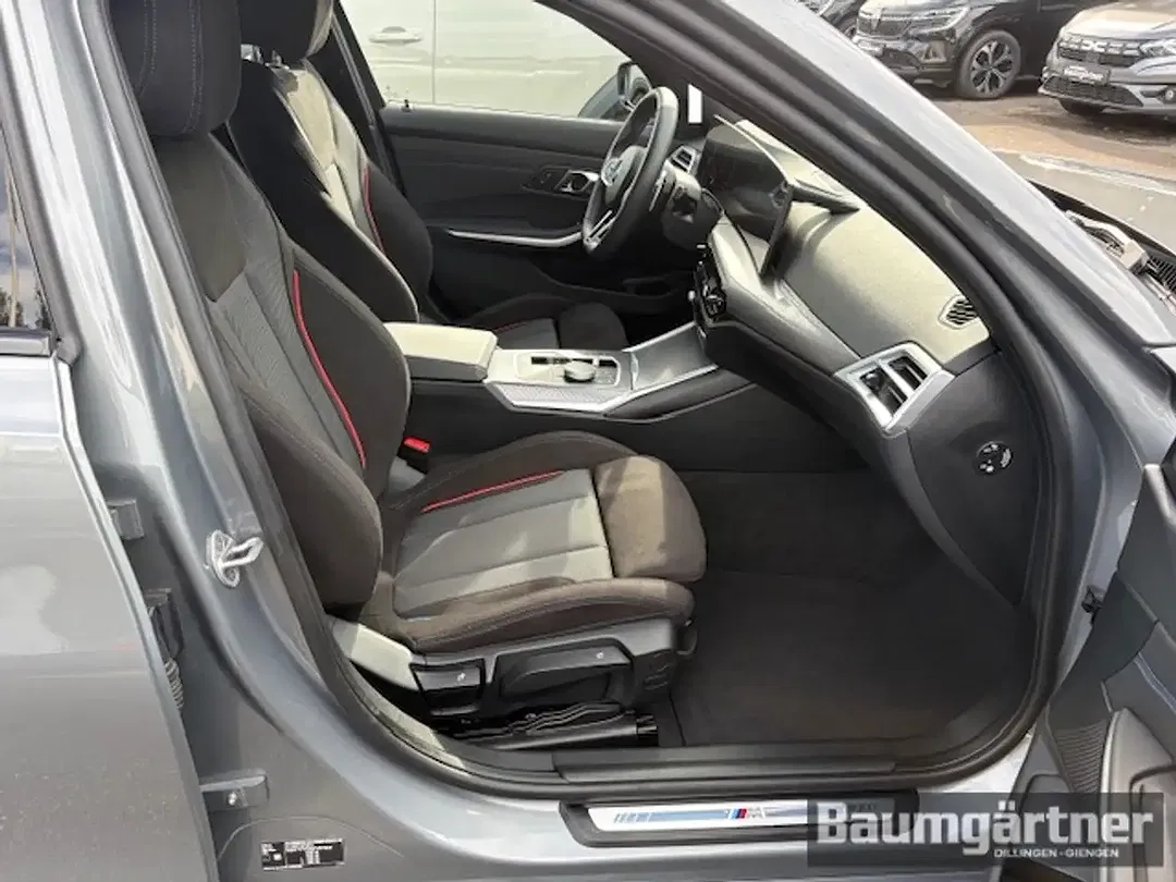 BMW 330 - Thumbnail 11