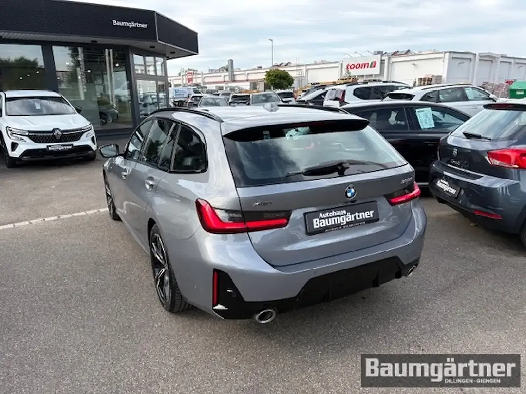 BMW 330 - Thumbnail 6
