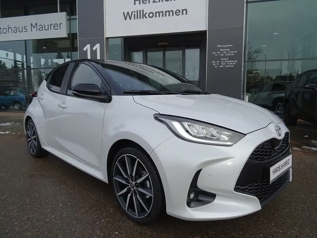 Toyota Yaris - Thumbnail 1