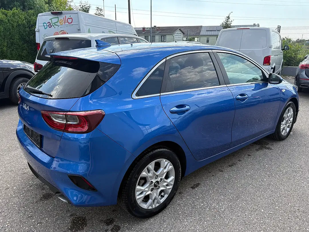 Kia Ceed / cee'd - Thumbnail 4