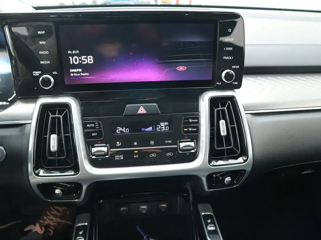 Kia Sorento - Thumbnail 15