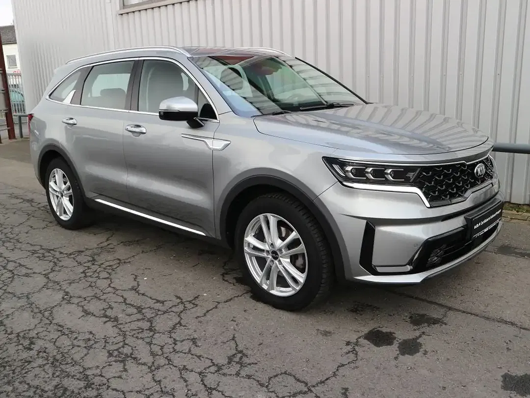 Kia Sorento - Thumbnail 2