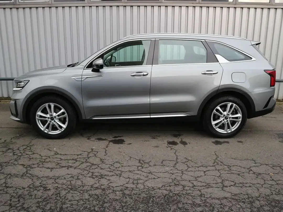 Kia Sorento - Thumbnail 3