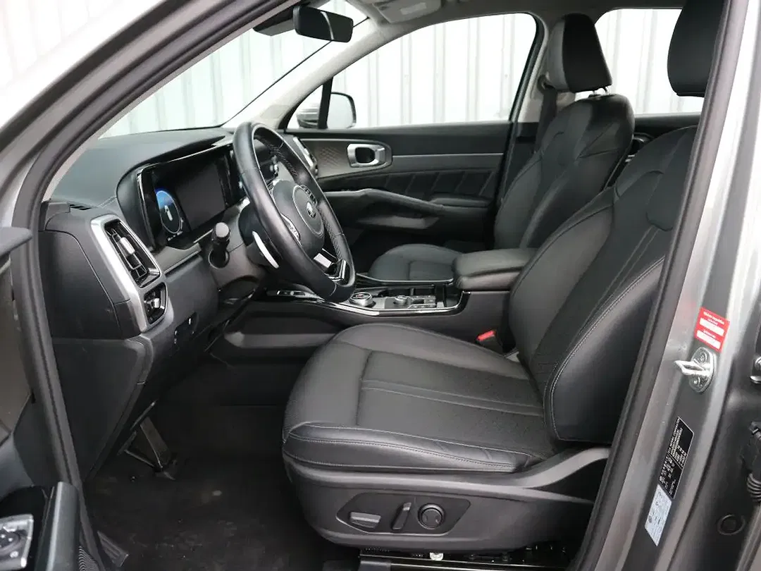 Kia Sorento - Thumbnail 9