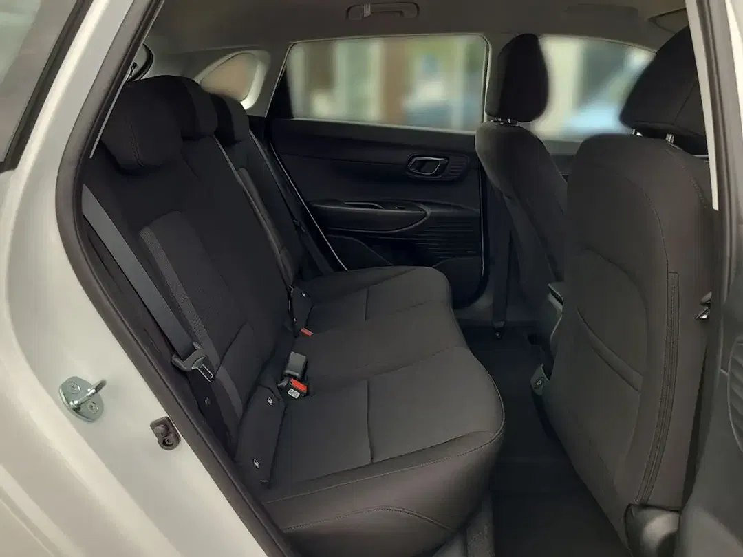 Hyundai i20 - Thumbnail 14