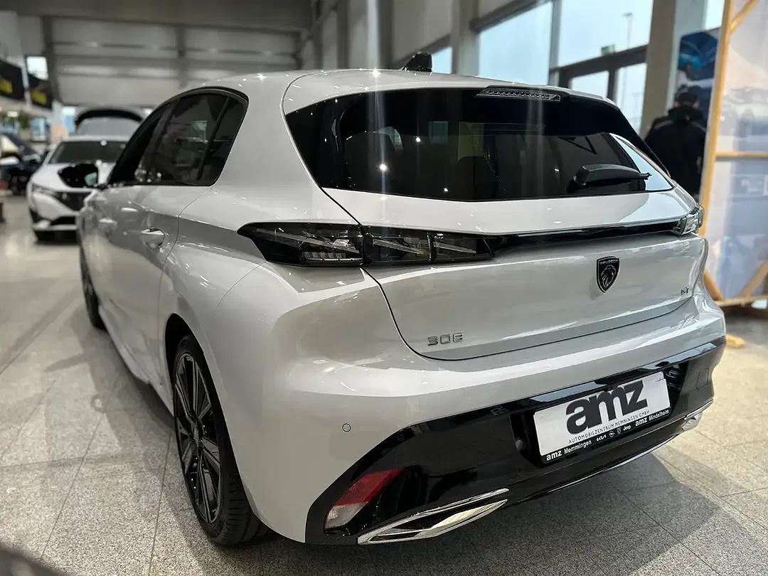 Peugeot 308 - Thumbnail 7