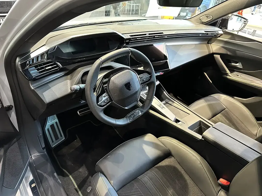 Peugeot 308 - Thumbnail 8