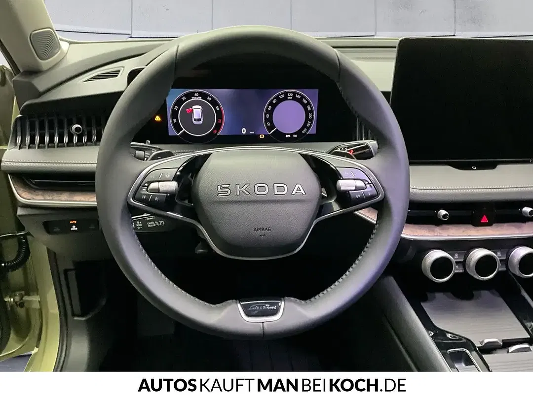 Skoda Superb - Thumbnail 8