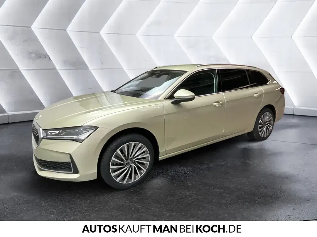Skoda Superb - Thumbnail 1