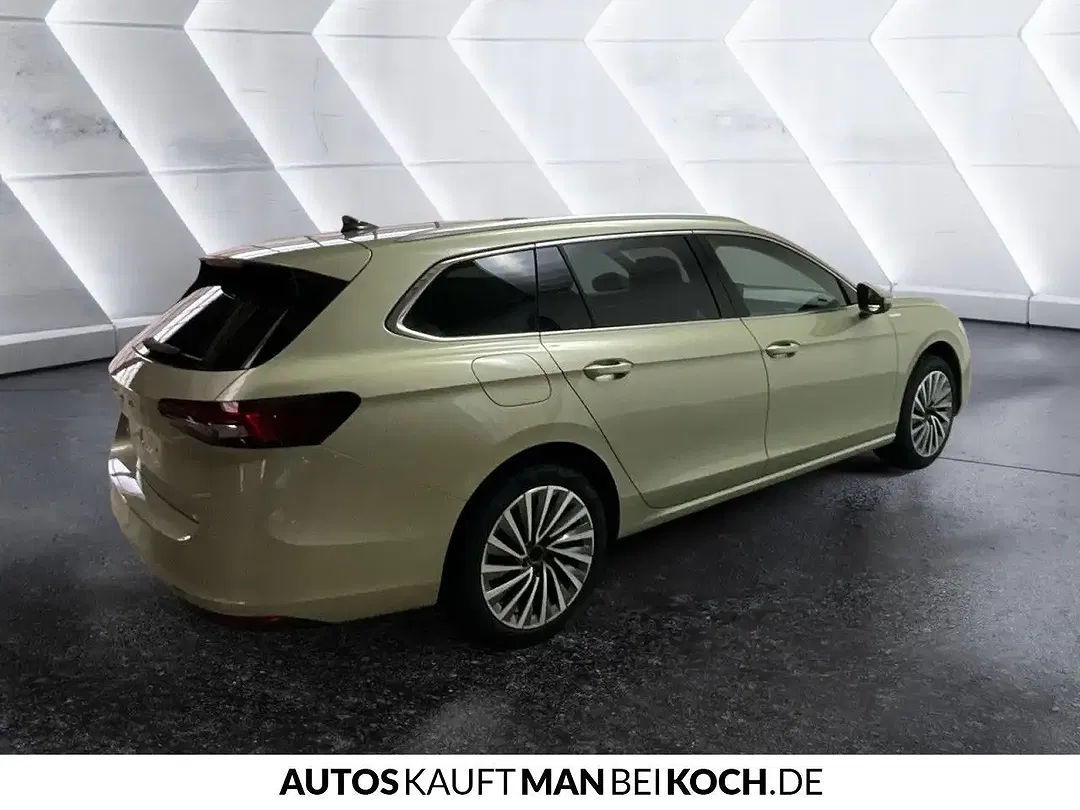 Skoda Superb - Thumbnail 3