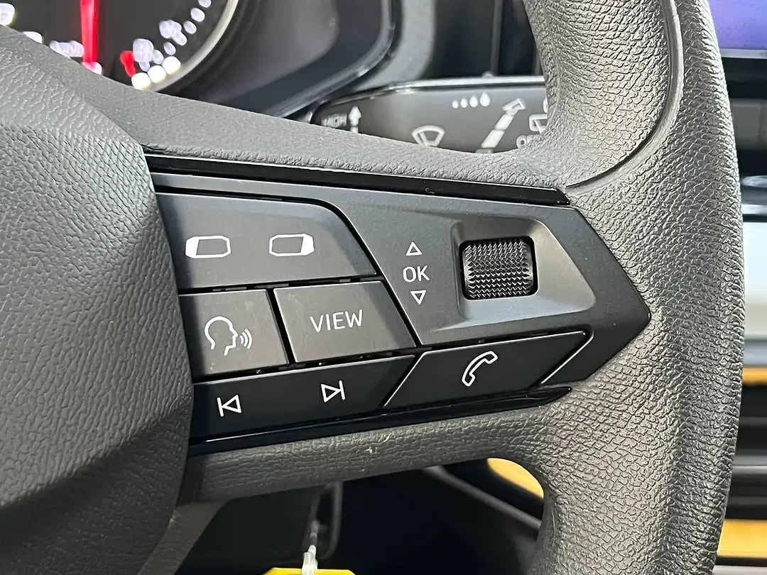 SEAT Ibiza - Thumbnail 25
