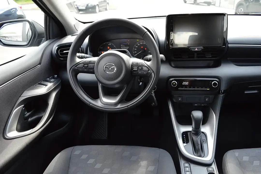 Mazda 2 - Thumbnail 10