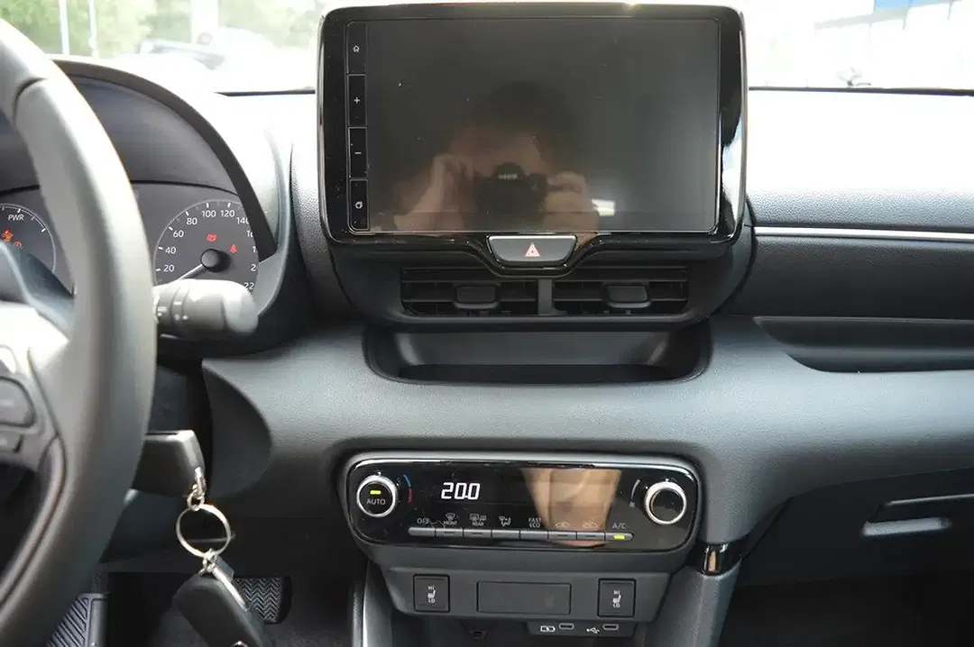 Mazda 2 - Thumbnail 14