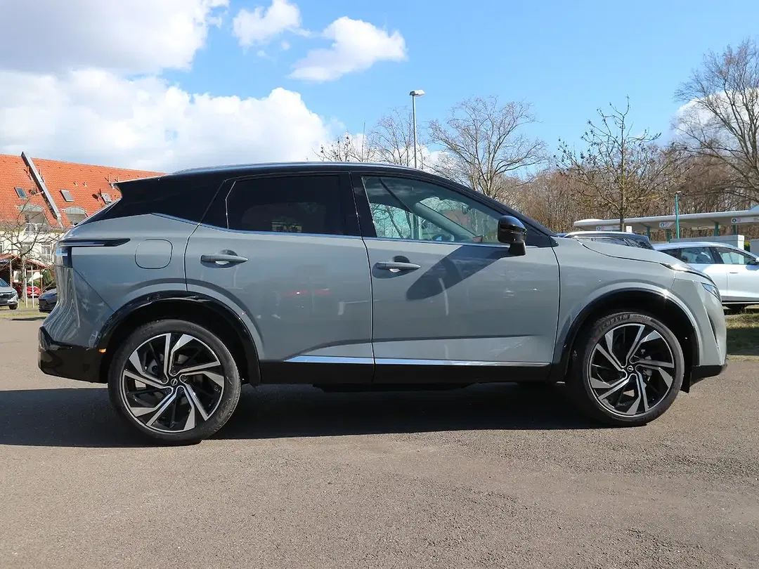 Nissan Qashqai - Thumbnail 9