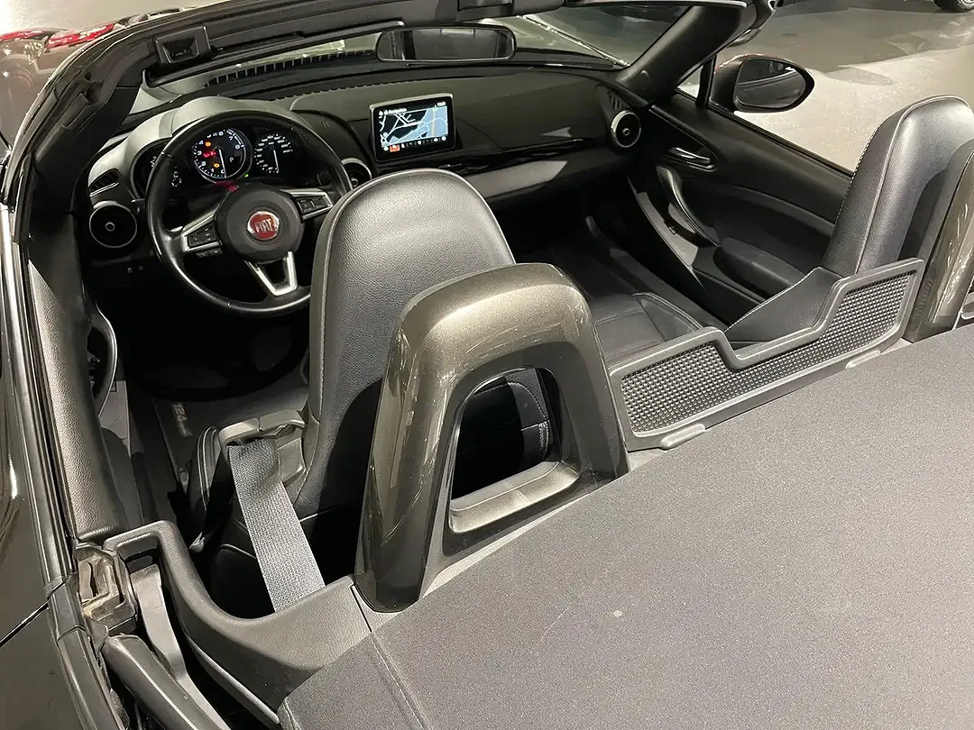 Fiat 124 Spider - Thumbnail 7