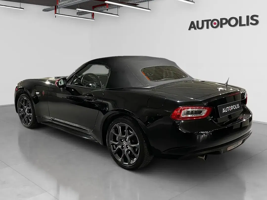 Fiat 124 Spider - Thumbnail 8