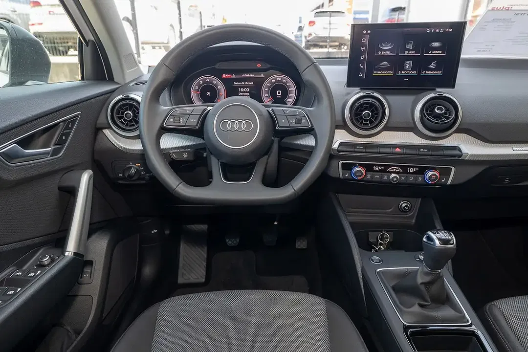 Audi Q2 - Thumbnail 11