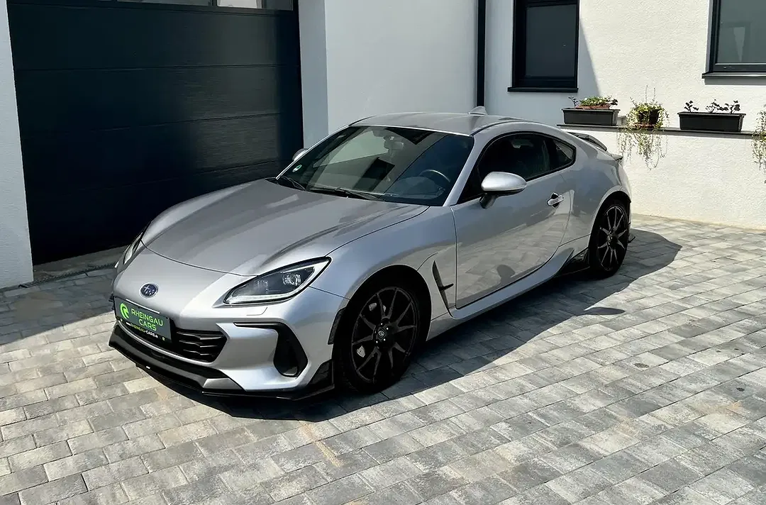 Subaru BRZ - Thumbnail 2