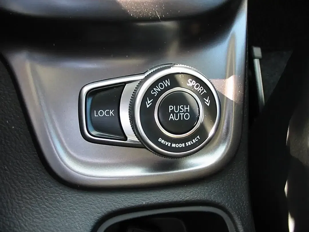 Suzuki Vitara - Thumbnail 17