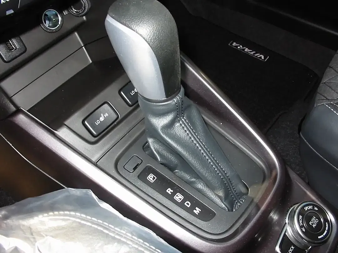 Suzuki Vitara - Thumbnail 2