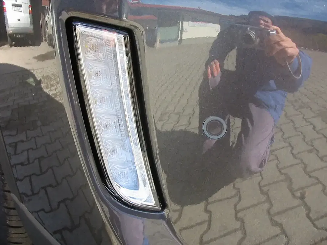 Suzuki Vitara - Thumbnail 25