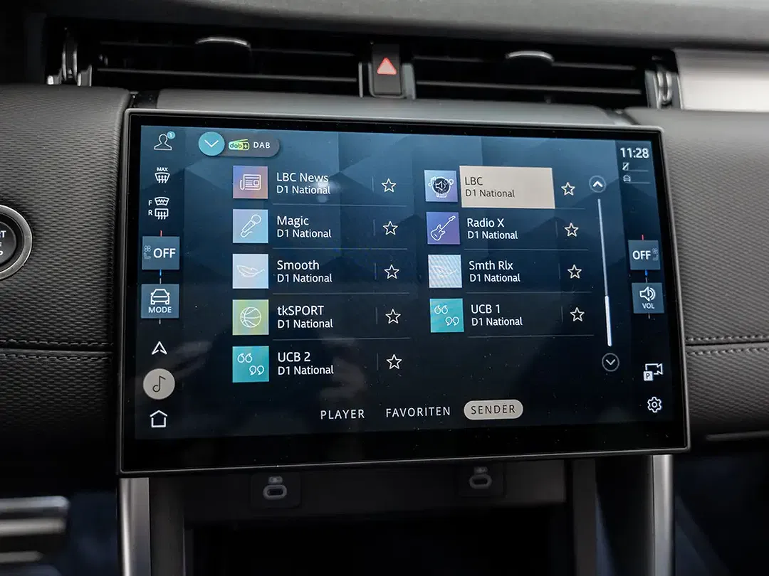 Land Rover Discovery Sport - Thumbnail 11