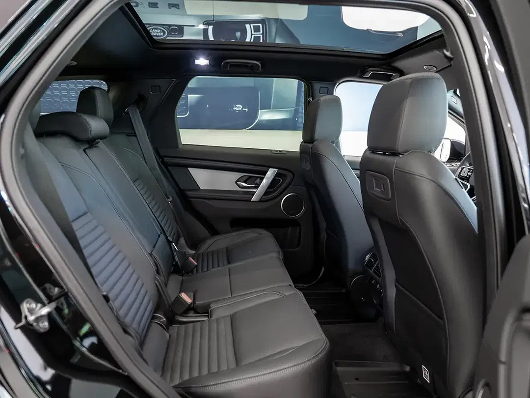 Land Rover Discovery Sport - Thumbnail 5