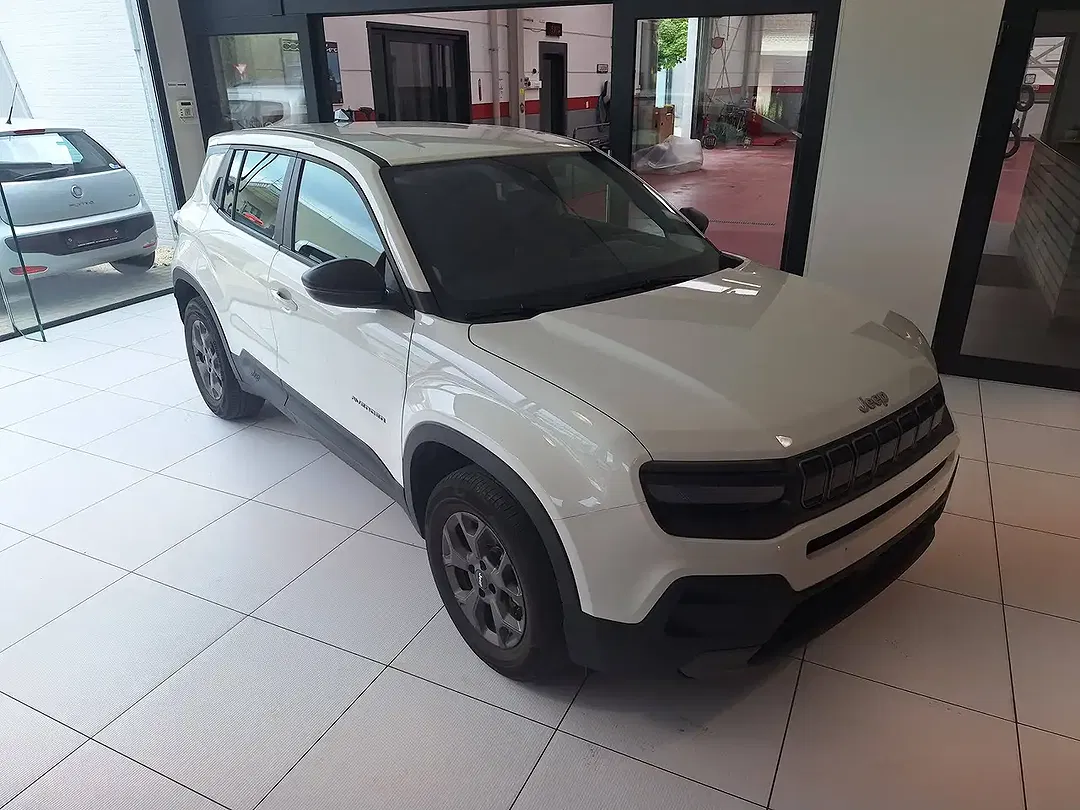 Jeep Avenger - Thumbnail 12