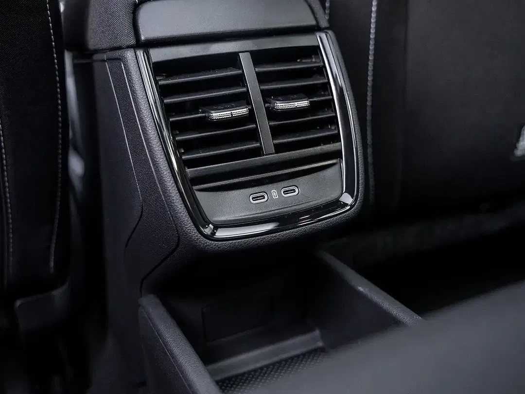 Skoda Kamiq - Thumbnail 8