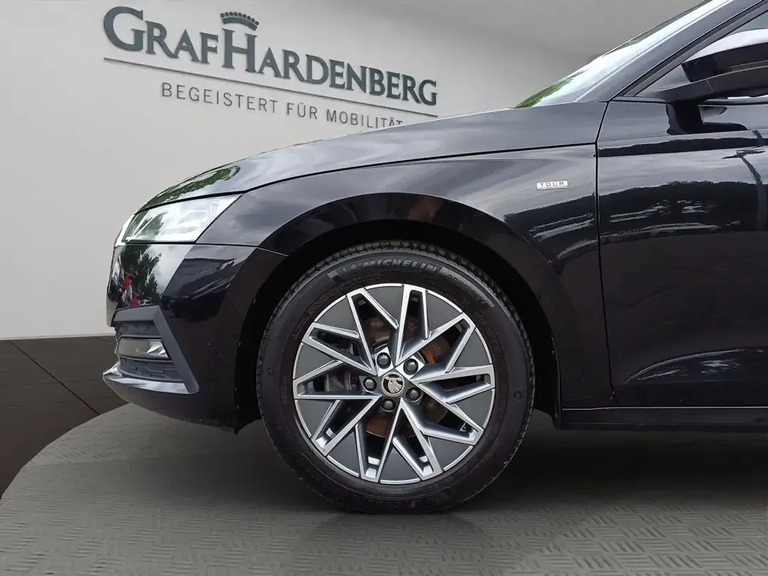 Skoda Octavia - Thumbnail 2